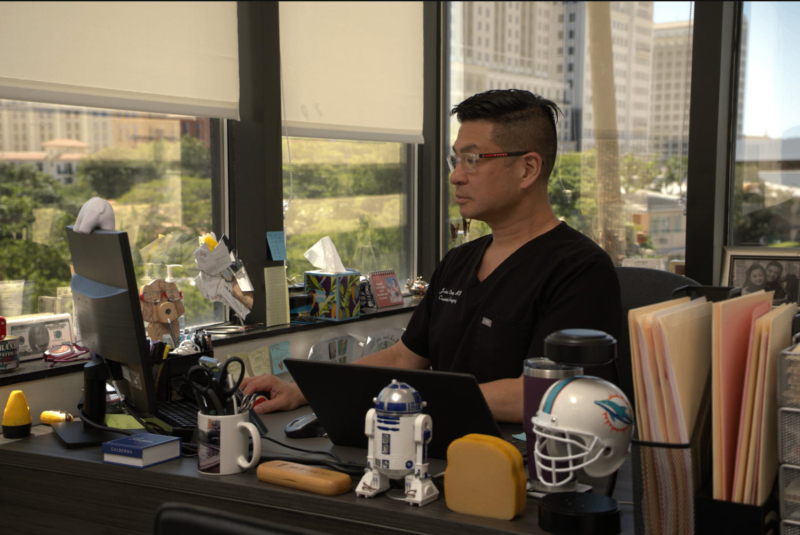Dr. Chang working in his office at Miami Vein Institute